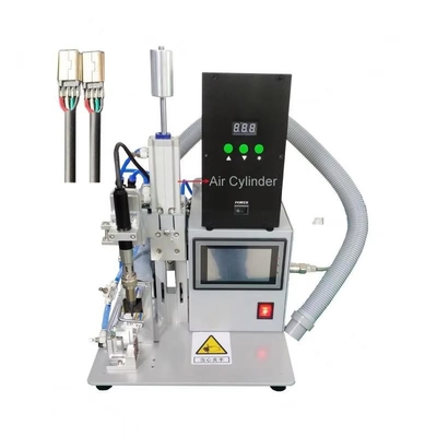 Machine de soudage semi-automatique pour les bornes de ligne de données USB/type-C