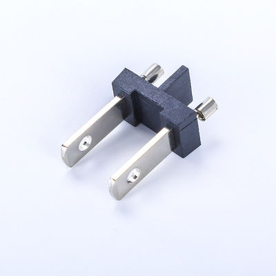 cavité Pin Or Solid Pin d'insertion de prise de VDE de 125V 15A 2 Polonais
